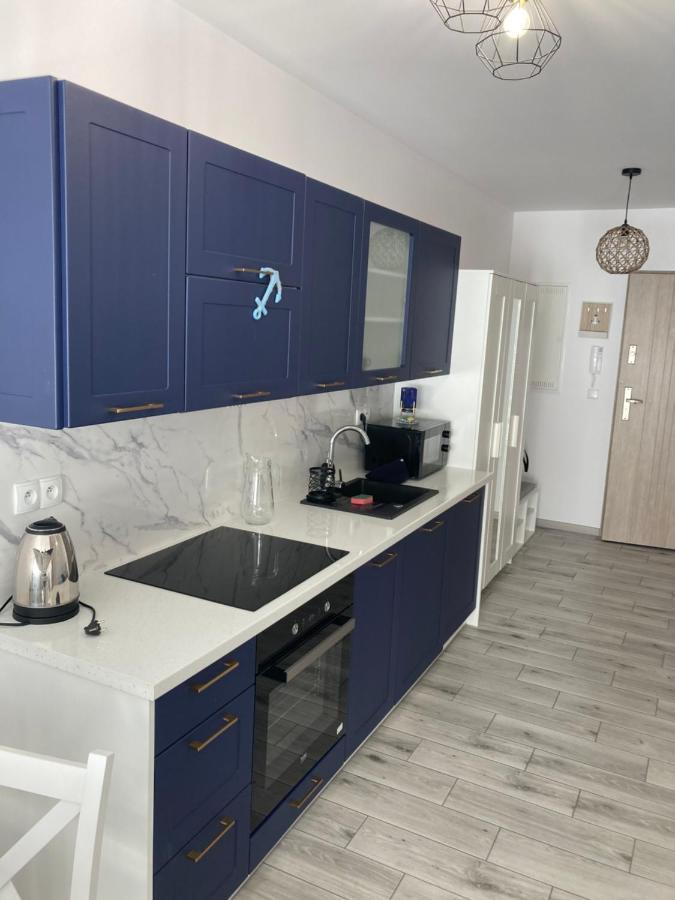 2b-4 Apartment *